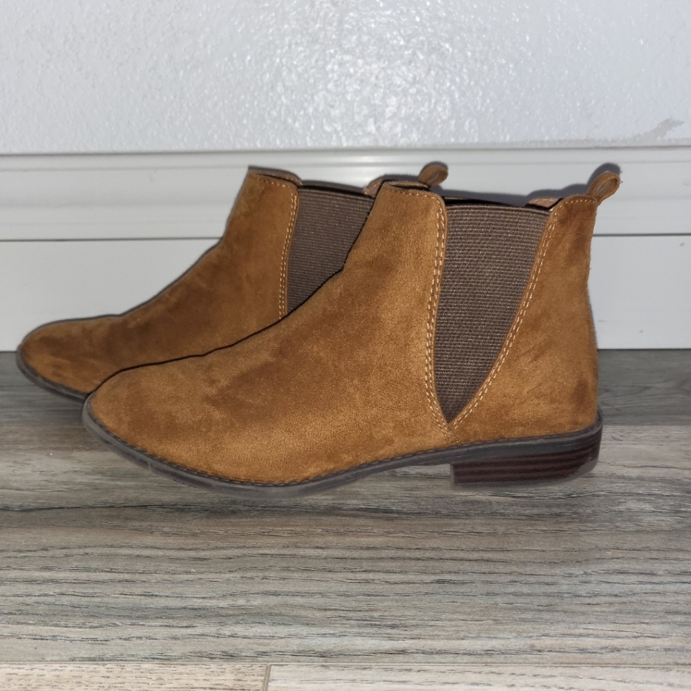 Chelsea Booties